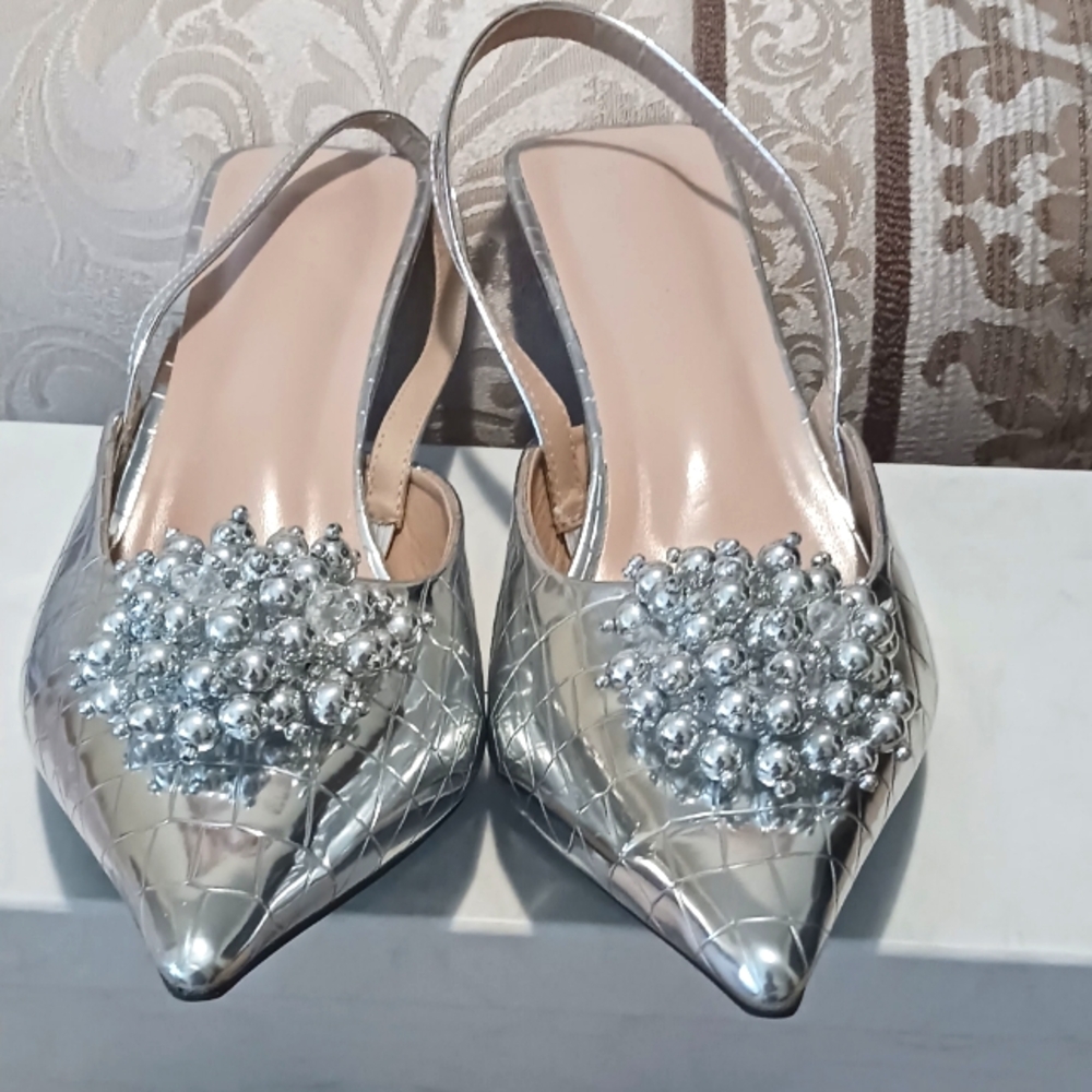 Mira Azzurra Elegant Silver Women's Shoes with Embellishments Sz 42. 9.5M - Picture 2 of 8